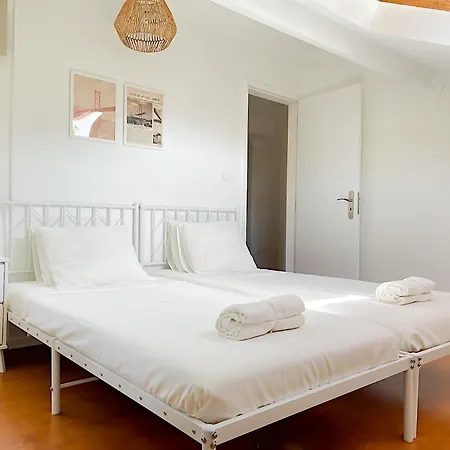 Cozy 3 Bedroom In Belem 3 To 5 Guests * ליסבון