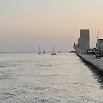 Cozy 3 Bedroom In Belem 3 To 5 Guests Апартаменты