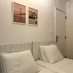 Cozy 3 Bedroom In Belem 3 To 5 Guests Лиссабон