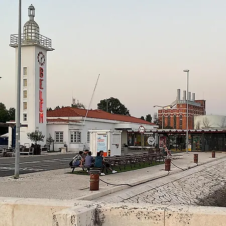 Cozy 3 Bedroom In Belem 3 To 5 Guests Апартаменты *